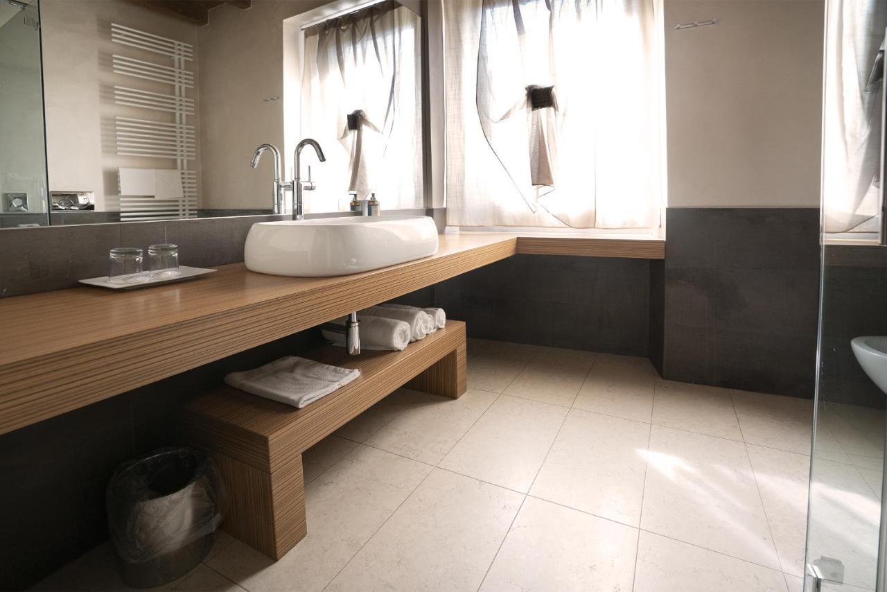 Il Borgo - 1711 Luxury Guest House Arlate 外观 照片