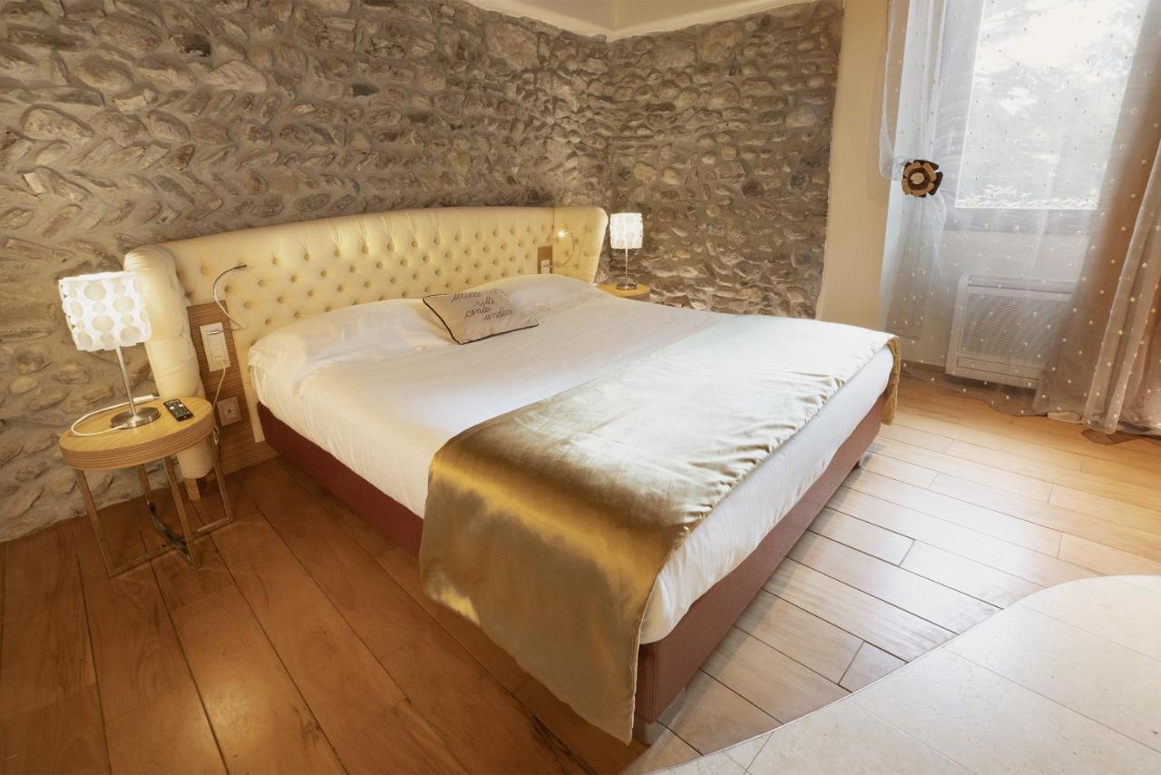 Il Borgo - 1711 Luxury Guest House Arlate 外观 照片