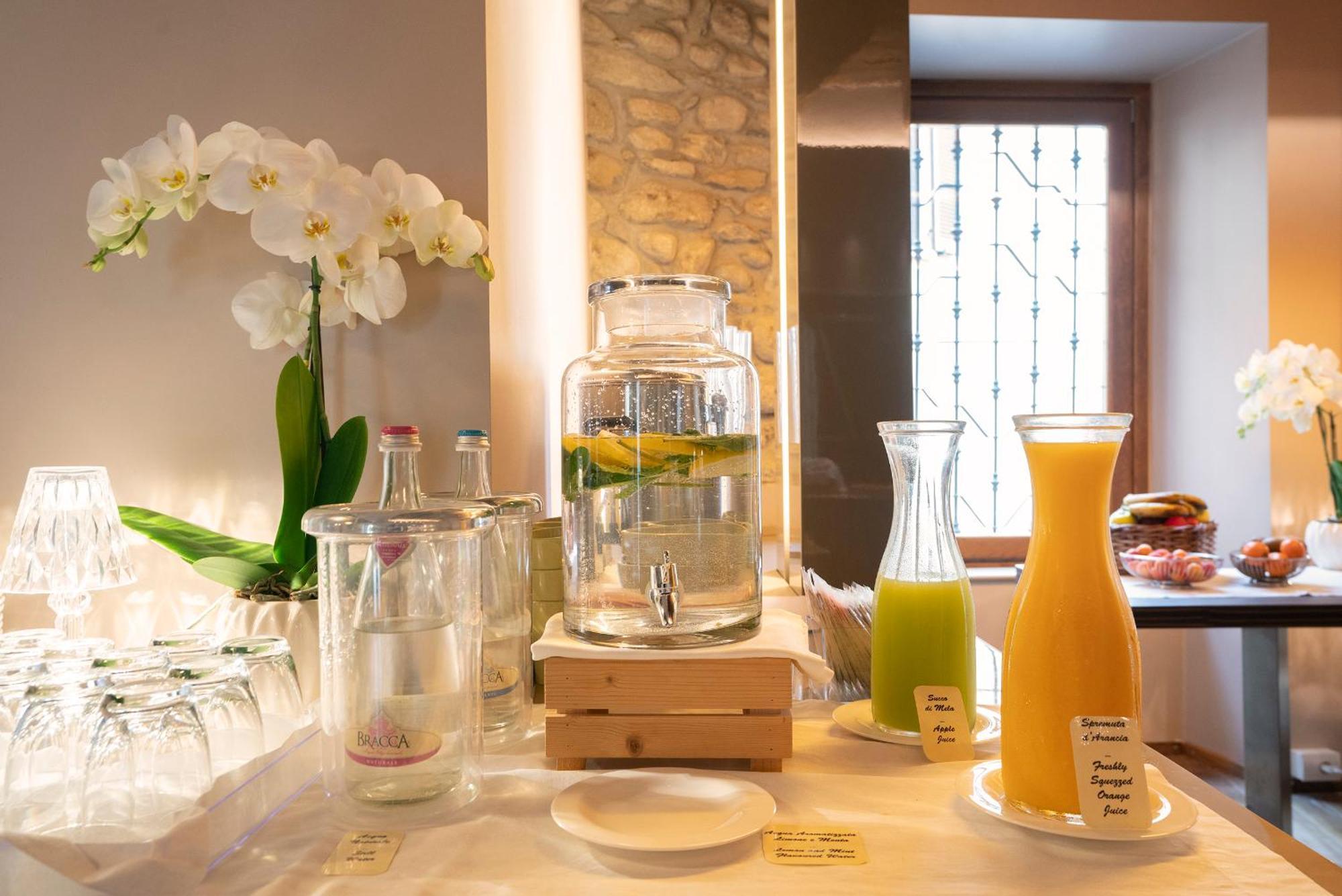 Il Borgo - 1711 Luxury Guest House Arlate 外观 照片